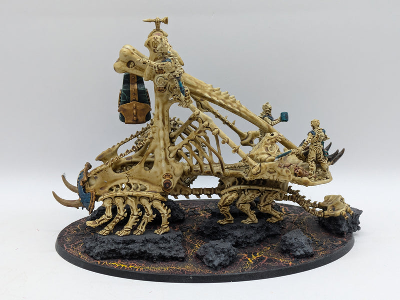 Warhammer Age of Sigmar: Ossiarch Bonereapers Mortek Crawler - Well Painted (AU012)