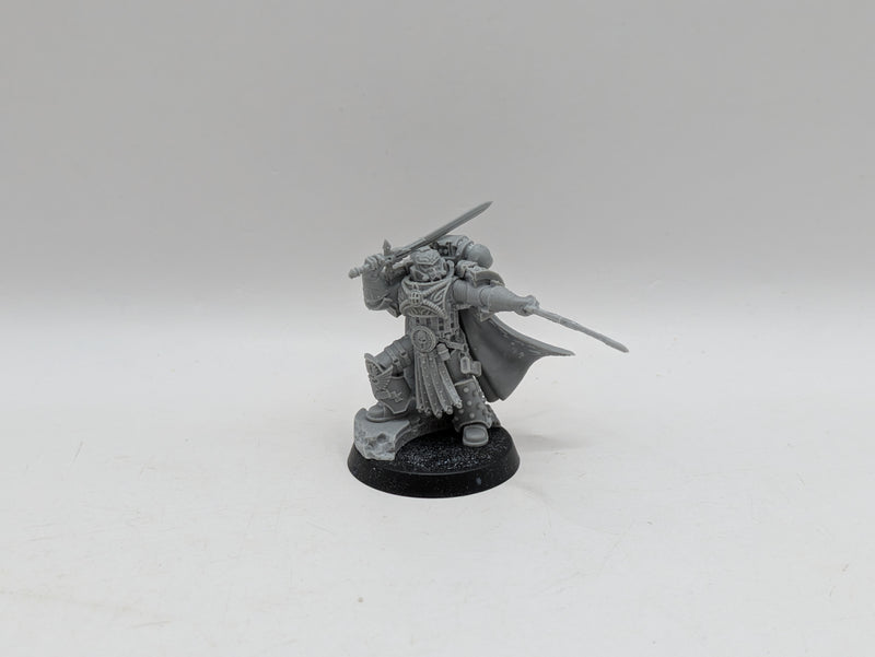 Warhammer Horus Heresy: Emperor's Children Captain Lucius - The Fauntless Blade (AT027)