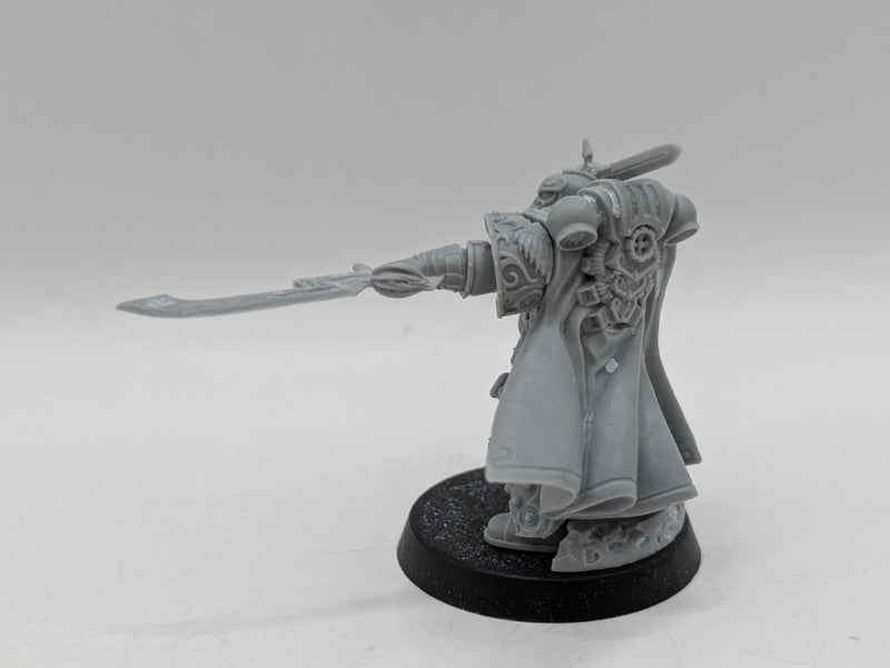 Warhammer Horus Heresy: Emperor's Children Captain Lucius - The Fauntless Blade (AT027)