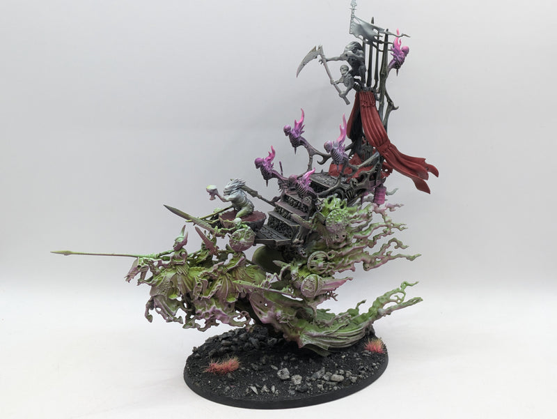 Warhammer Age of Sigmar: Soulblight Gravelords Coven Throne - Well Painted (AX074)