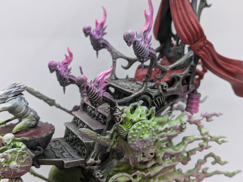 Warhammer Age of Sigmar: Soulblight Gravelords Coven Throne - Well Painted (AX074)