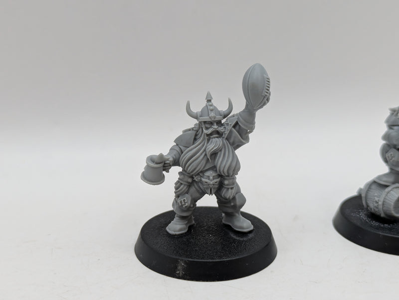 Warhammer Blood Bowl: Star Player and Coach Josef Bugman (AE039)