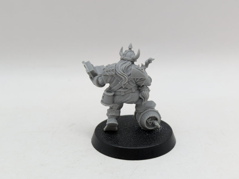 Warhammer Blood Bowl: Star Player and Coach Josef Bugman (AE039)