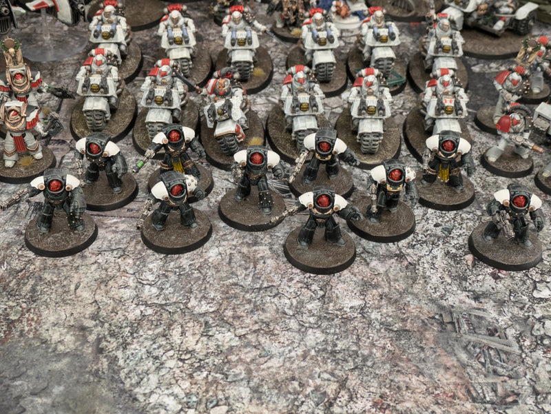 Warhammer Horus Heresy: Space Marines White Scars Army (AY123)