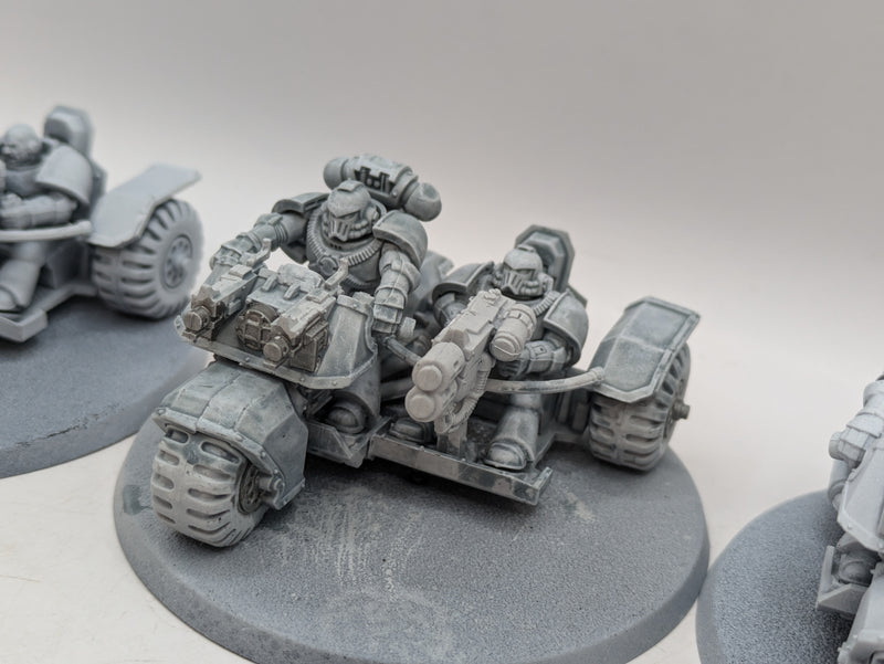 Warhammer 40k: Space Marine Attack Bikes (AX024)