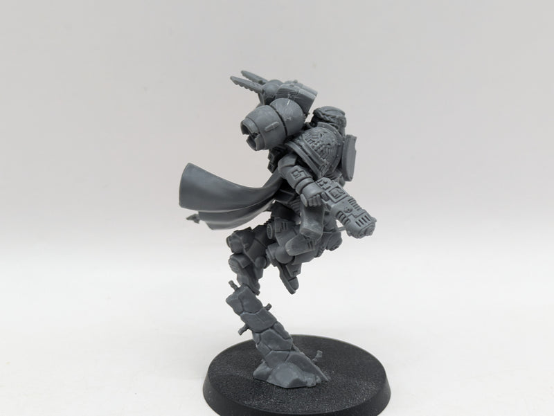 Warhammer 40k: Space Marine Captain with Jump Pack (AA072)