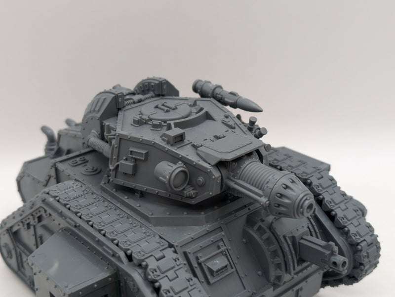 Warhammer Horus Heresy: Solar Auxillia Leman Russ Tank (AU079)