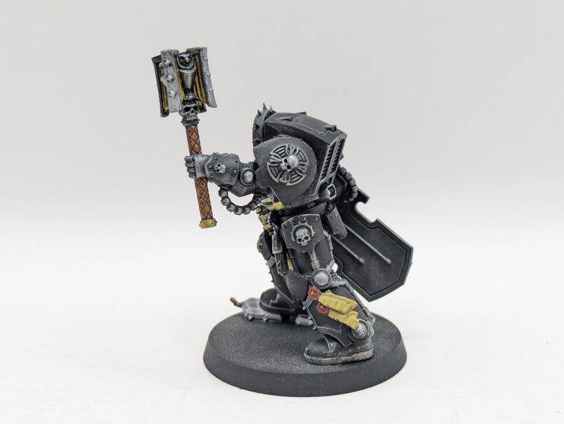 Warhammer 40K: Space Marine Terminator Chaplain (AH107)