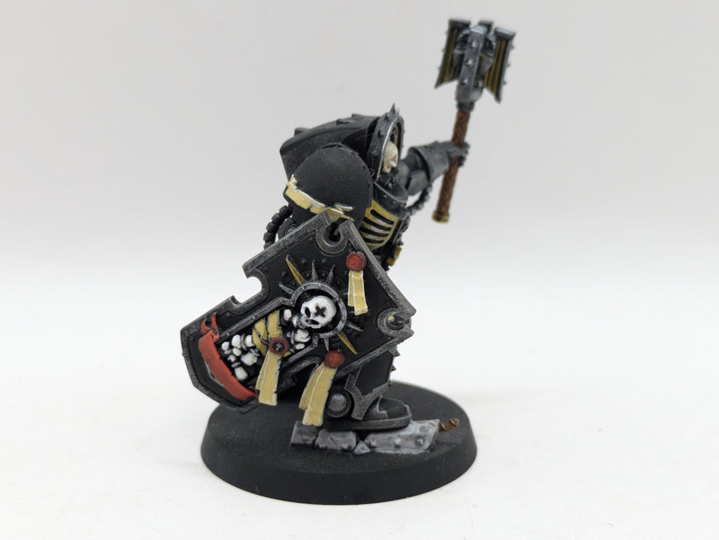 Warhammer 40K: Space Marine Terminator Chaplain (AH107)