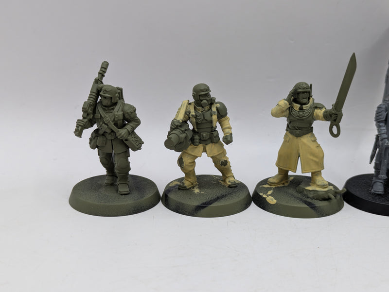 Warhammer 40k: Astra Militarum Cadian Command Squad (AZ185)