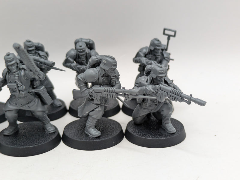 Warhammer 40k: Astra Militarum Veteran Guardsmen Kill Team (AZ103)