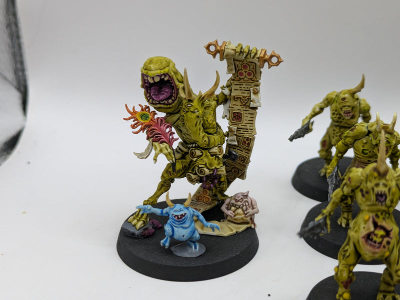 Warhammer 40k: Daemons of Chaos Nurgle Plaguebearers and Spoilpox Scrivener (BC054)