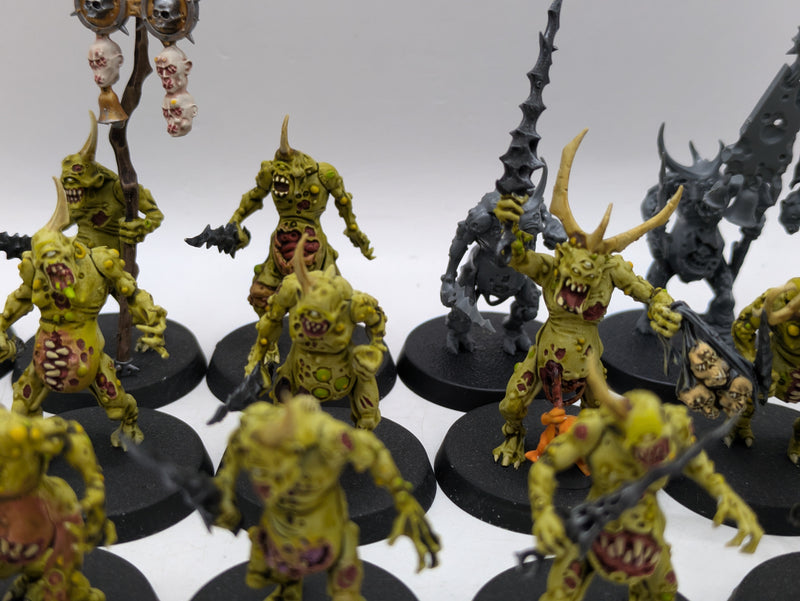 Warhammer 40k: Daemons of Chaos Nurgle Plaguebearers and Spoilpox Scrivener (BC054)