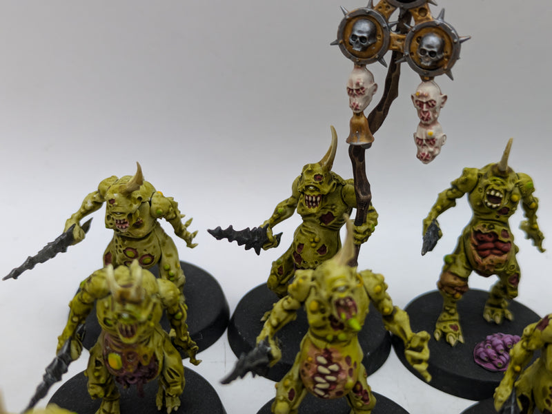 Warhammer 40k: Daemons of Chaos Nurgle Plaguebearers and Spoilpox Scrivener (BC054)