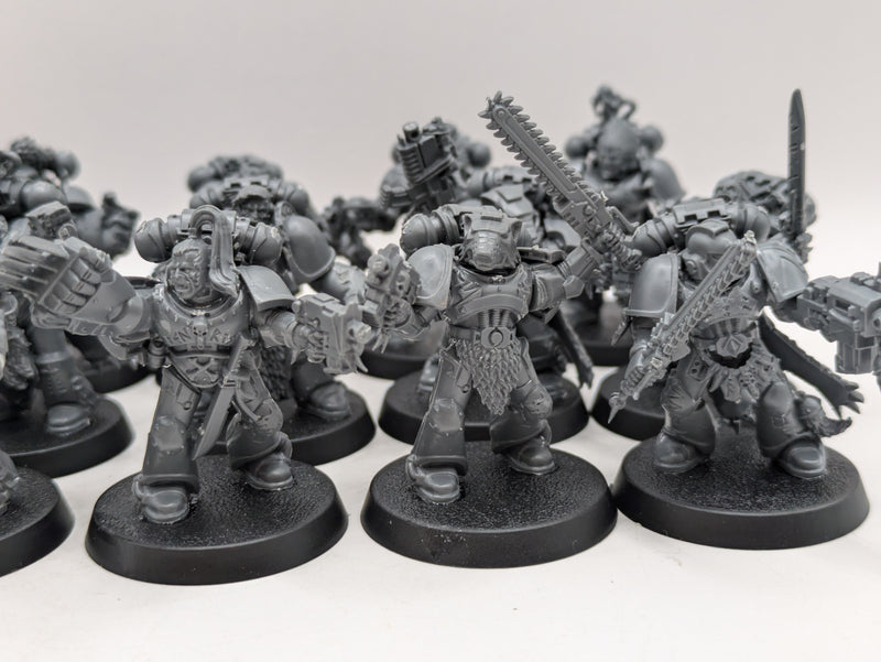 Warhammer 40k: Space Marine Space Wolves Blood Claws (AI142)