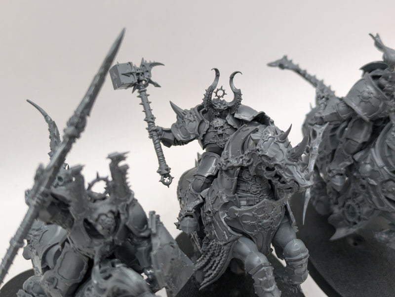 Warhammer Age of Sigmar: Slaves to Darkness Varanguard (BF025)