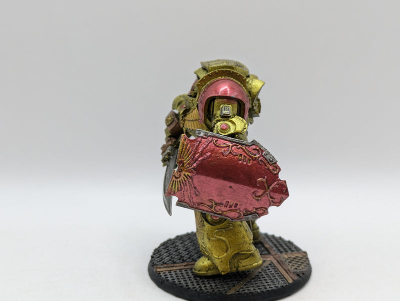 Warhammer 40k: Adeptus Custodes Galatus Dreadnought (AF054)