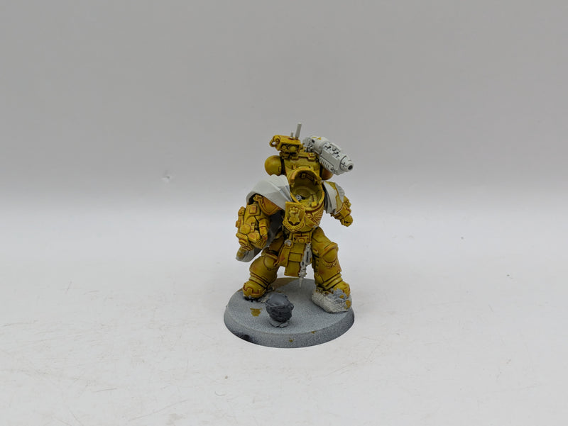 Warhammer 40k: Space Marine Imperial Fists Tor Garadon (AM010)