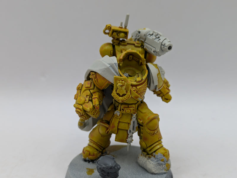 Warhammer 40k: Space Marine Imperial Fists Tor Garadon (AM010)