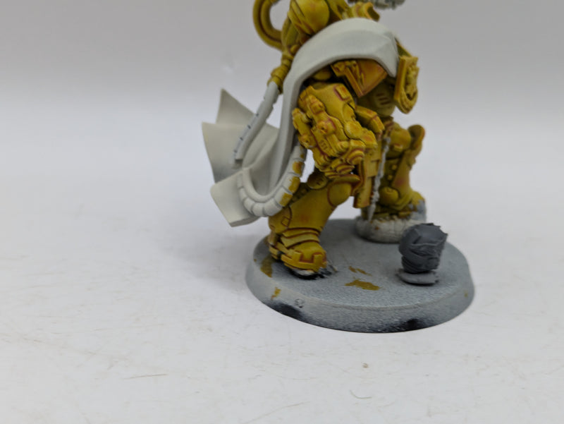 Warhammer 40k: Space Marine Imperial Fists Tor Garadon (AM010)