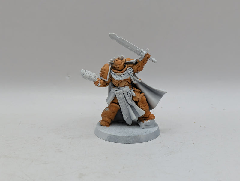 Warhammer 40k: Space Marine Imperium Magazine Captain (AT006)