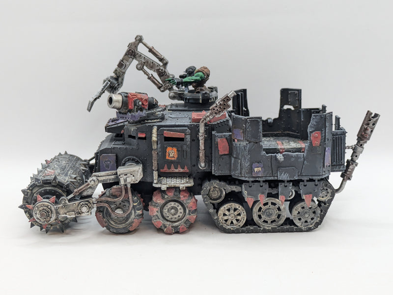 Warhammer 40k: Ork Bonebreaka Battlewagon (AU025)