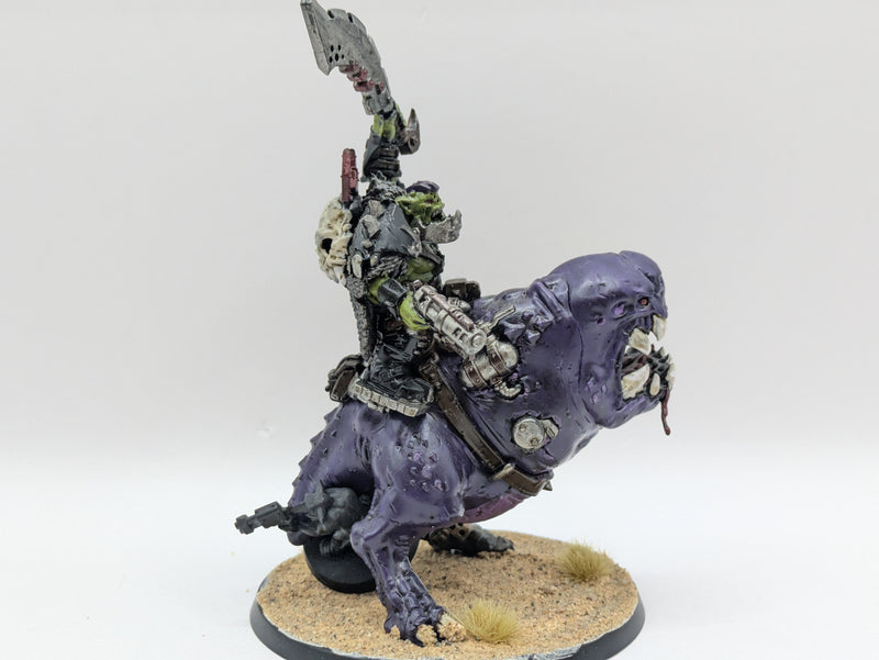 Warhammer 40k: Ork Beastboss on Squigosaur (AX091)