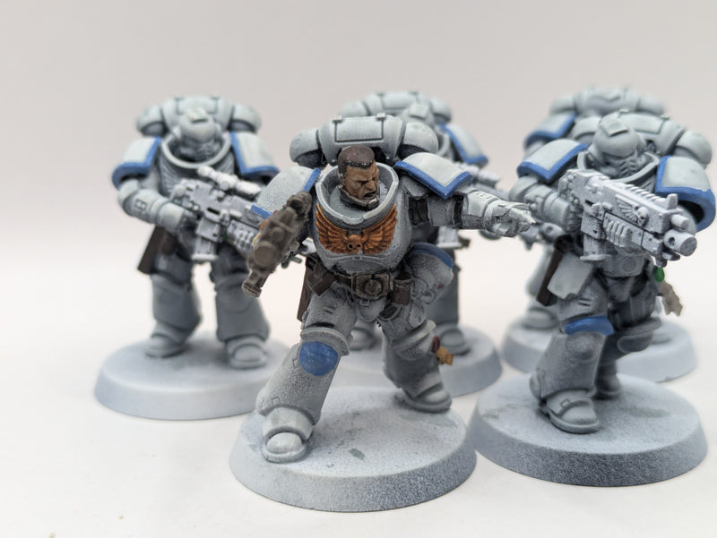 Warhammer 40k: Space Marine Intercessors and Bladeguard Lieutenant (AI169)