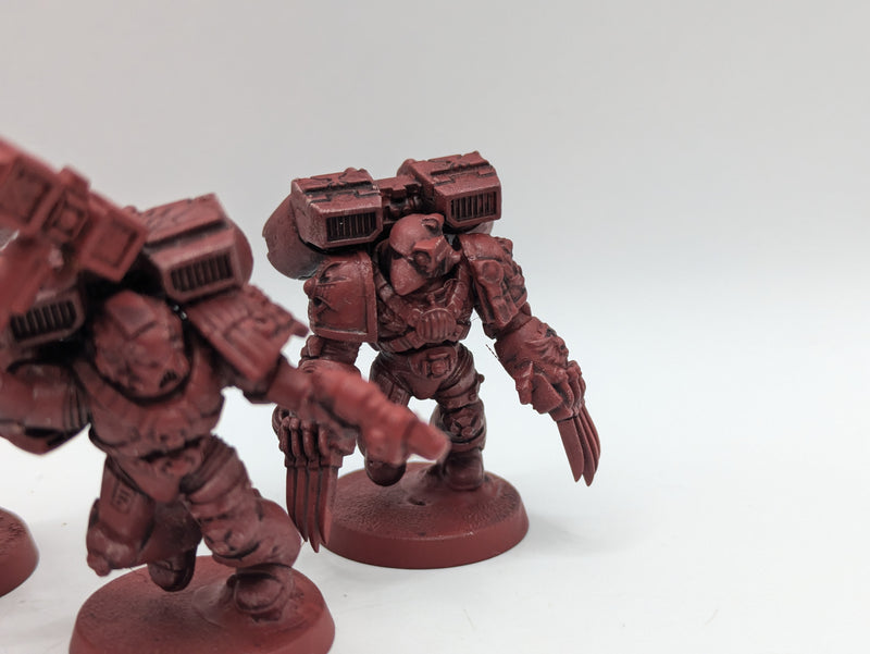 Warhammer 40k: Space Marine Blood Angels Assault Marines (AT051)