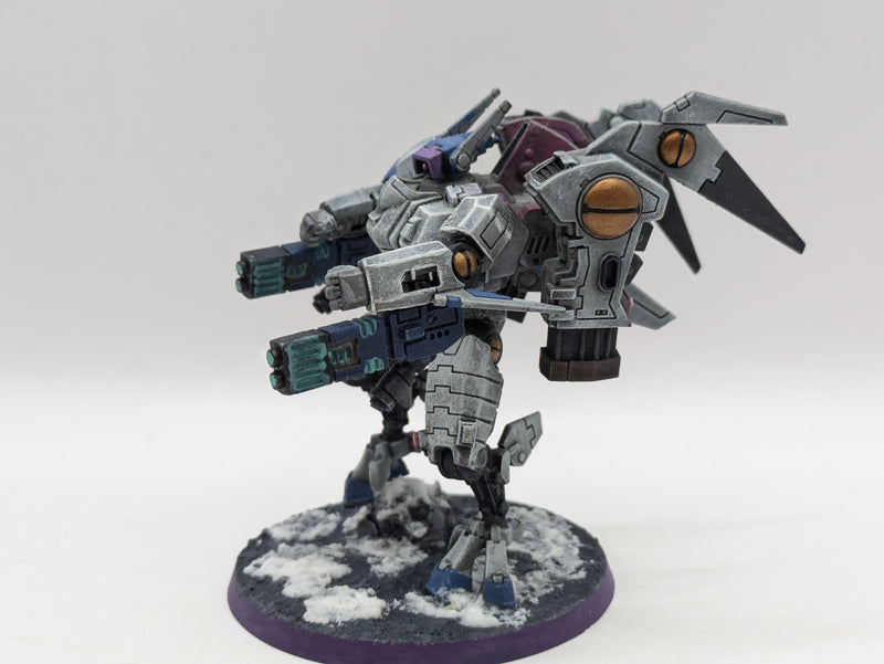 Warhammer 40k: T'au Empire Commander Battlesuit (AZ108)