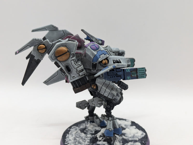 Warhammer 40k: T'au Empire Commander Battlesuit (AZ108)