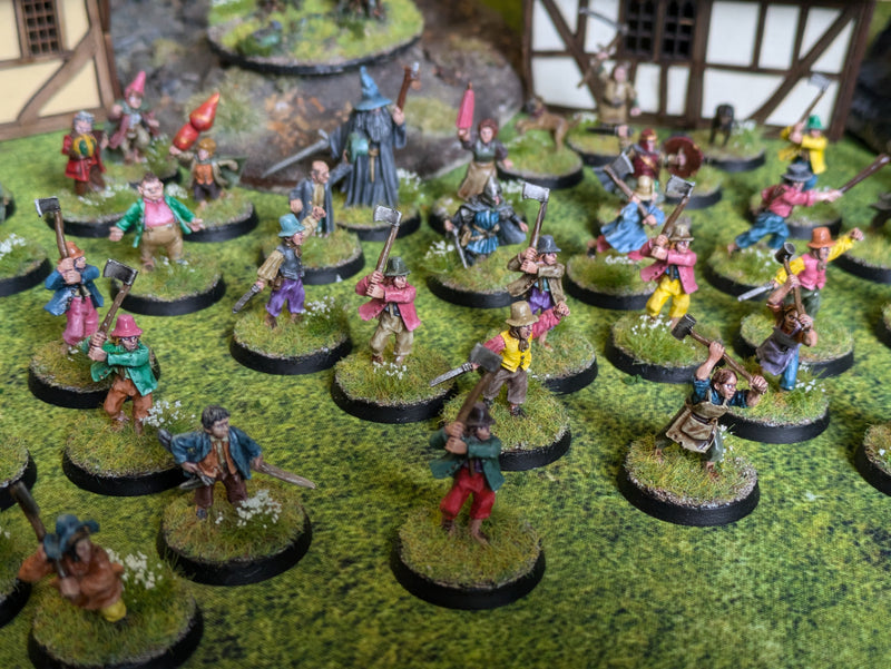 Middle Earth Startesgy Battle Game: The Shire Hobbit Army - Well Painted (AB322)