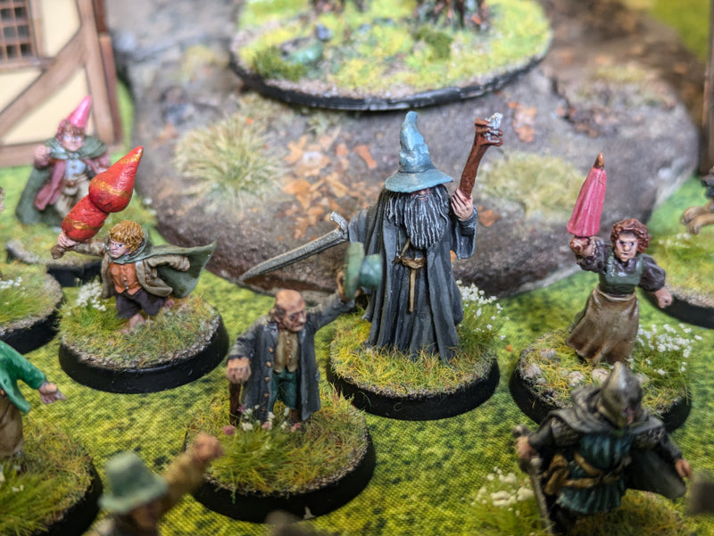 Middle Earth Startesgy Battle Game: The Shire Hobbit Army - Well Painted (AB322)