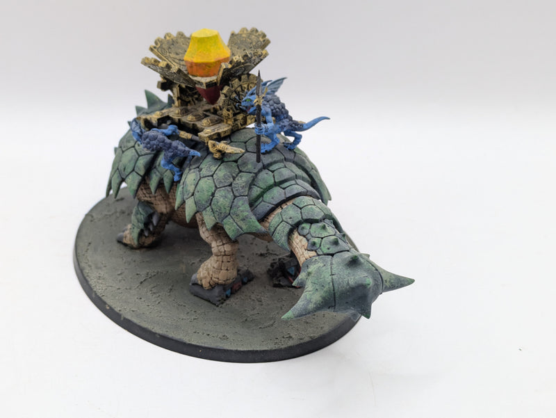 Warhammer Age of Sigmar: Seraphon Bastiladon (AX011)