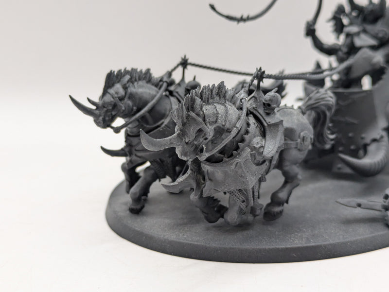 Warhammer Age of Sigmar: Slaves to Darkness Chaos Chariot (AR002)