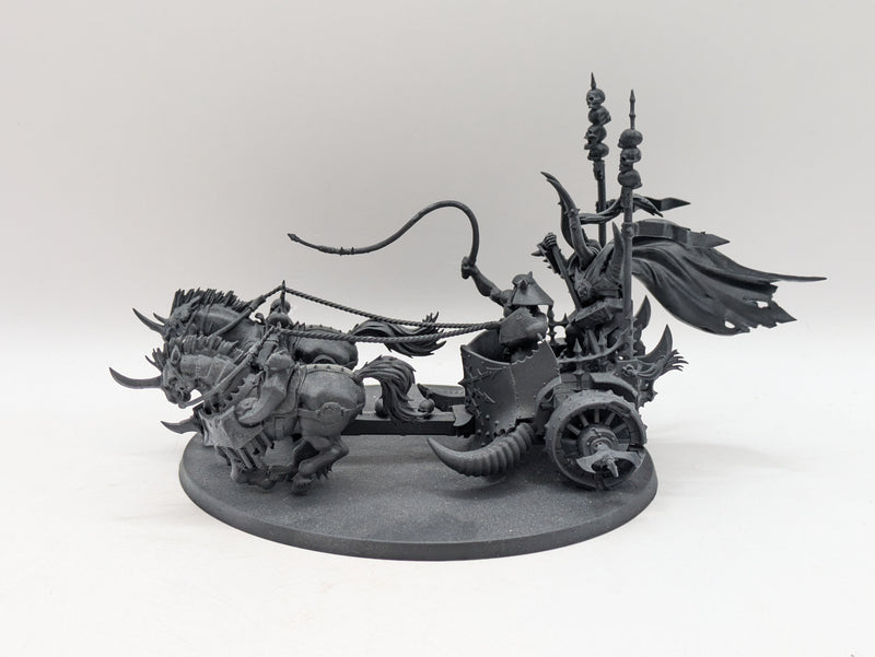 Warhammer Age of Sigmar: Slaves to Darkness Chaos Chariot (AR002)