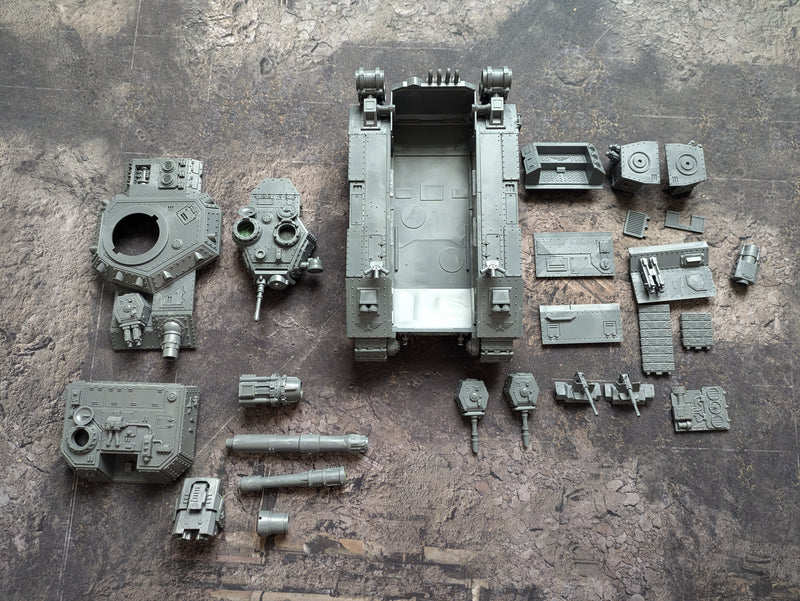 Warhammer 40k: Astra Militarum Baneblade Magnetised (AR048)