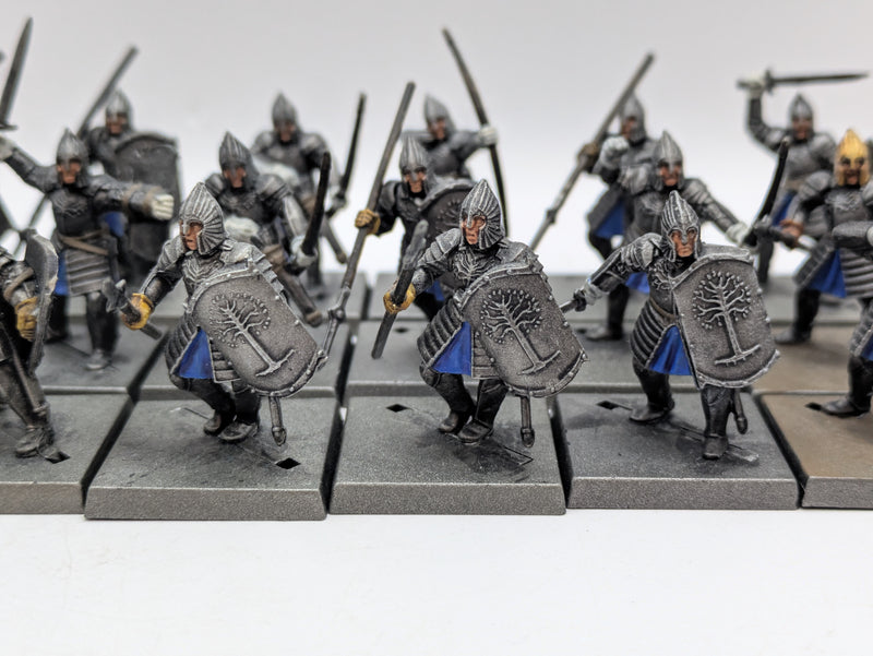 Middle Earth Strategy Battle Game: Gondor Minas Tirith Warriors (AW240)