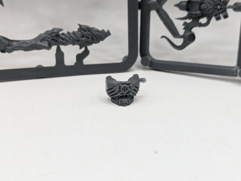 Warhammer 40k: Chaos Space Marines Old Chaos Possessed Sprue (SPRUE0016)