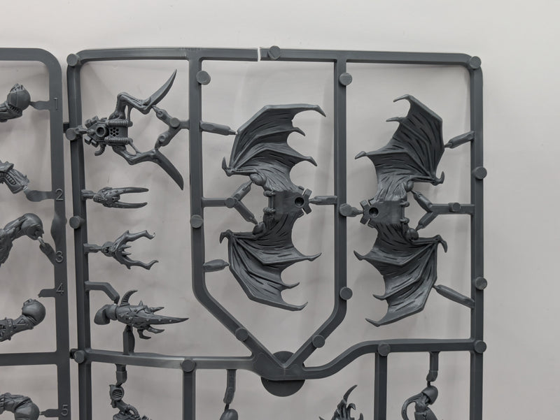 Warhammer 40k: Chaos Space Marines Old Chaos Possessed Sprue (SPRUE0016)