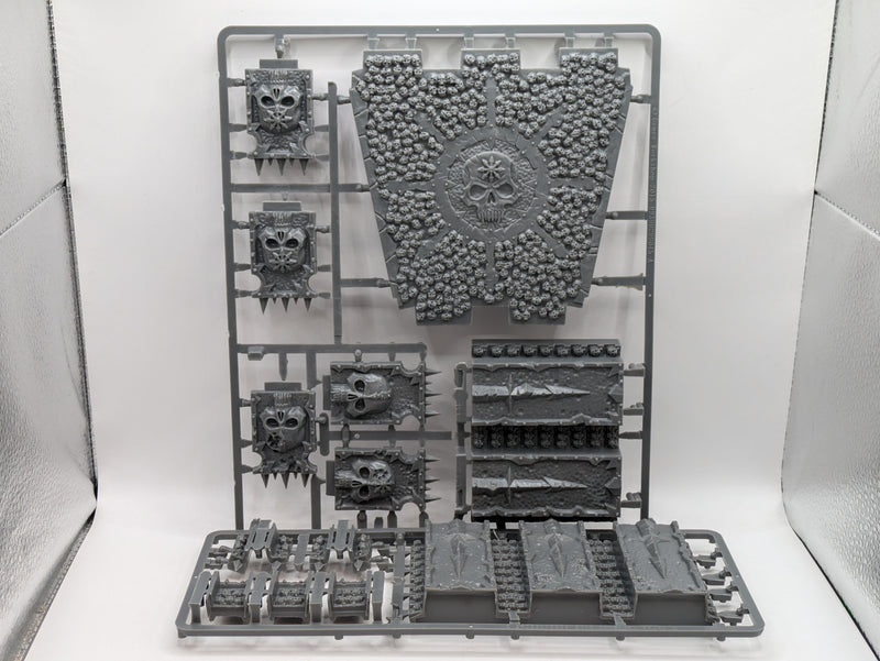 Warhammer Age of Sigmar: Chaos Dreadhold Fortress Wall Terrain (SPRUE002)