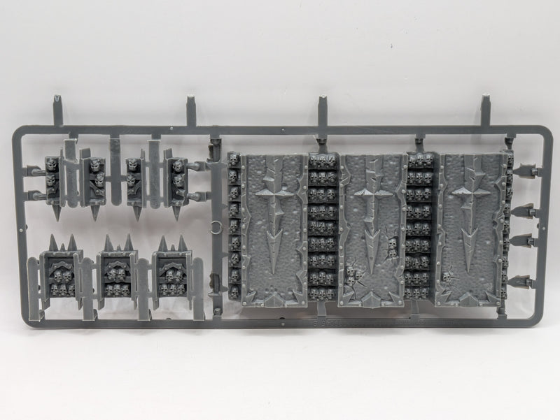 Warhammer Age of Sigmar: Chaos Dreadhold Fortress Wall Terrain (SPRUE002)