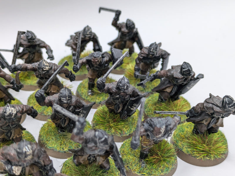 Middle Earth Strategy Battle Game: Isengard Uruk-Hai Scouts (AZ112)