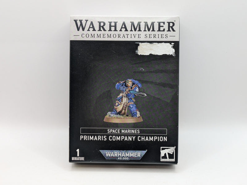 Warhammer 40k: Space Marine Commemorative Series Primaris Company Champion (AZ125)