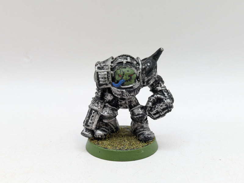 Warhammer 40k: Rogue Trader Metal Space Ork Noble 1989 (AZ180)