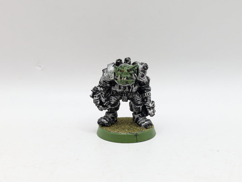 Warhammer 40k: Rogue Trader Metal Space Ork Noble Power Armour 2nd Edition (AD040)