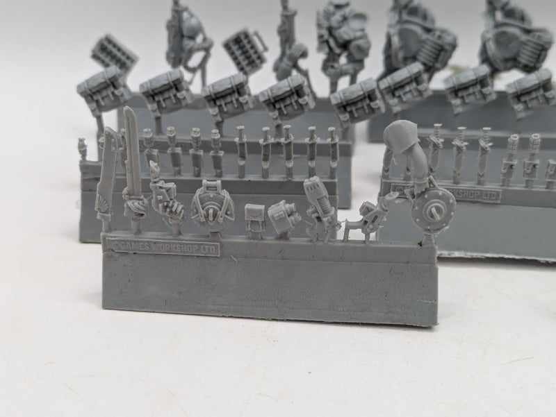 Warhammer 40k: Astra Militarum Hostile Environment Troops OOP (AZ087)