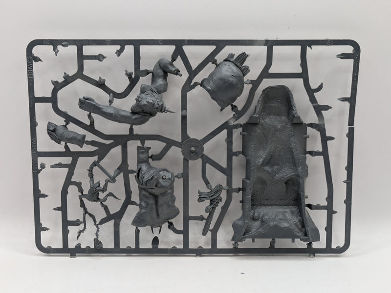 Middle Earth Strategy Battle Game: Goblin King (SPRUE0001)