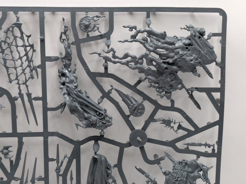 Warhammer Age of Sigmar/Old World: Soulblight Gravelords Mortis Engine/Coven Throne (SPRUE0016)