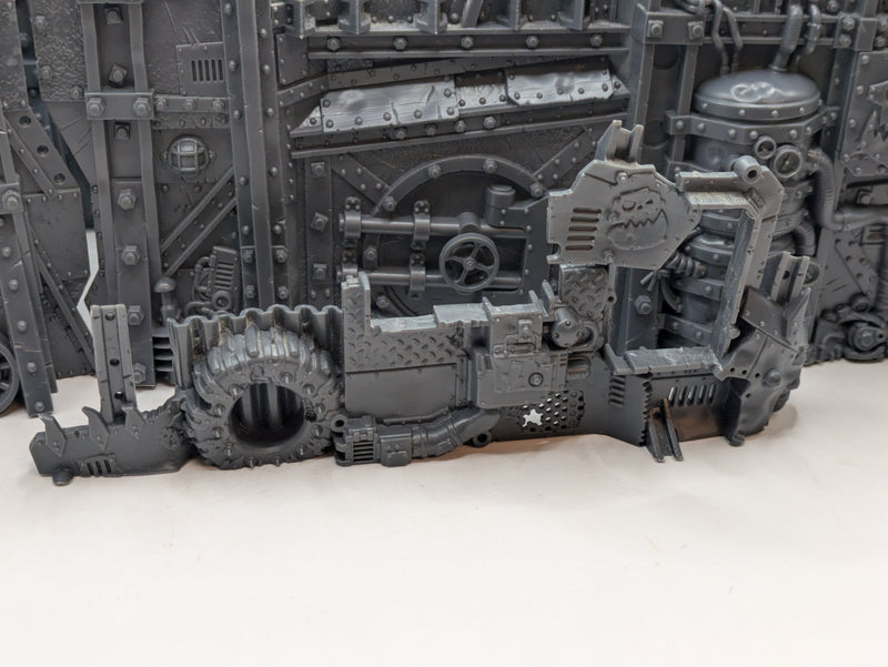 Warhammer 40k: Kill Team Octarius Ork Terrain (AX029)